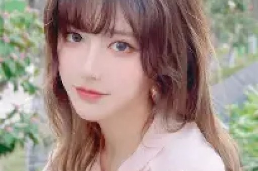 百万网红人设彻底崩塌! 前男友扒出虐狗真相思聪不认女儿是对的